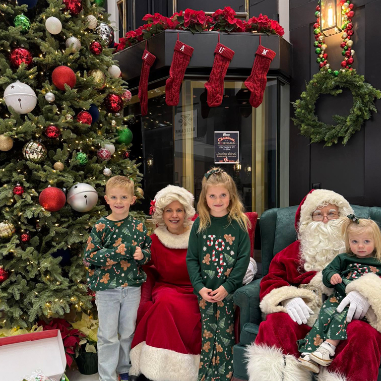 winterfest market rosenbaum santa